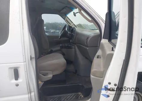 2008 Ford E-150 Commercial/Recreational z USA, uszkodzony, nr VIN 1FTNE14W78DB35525